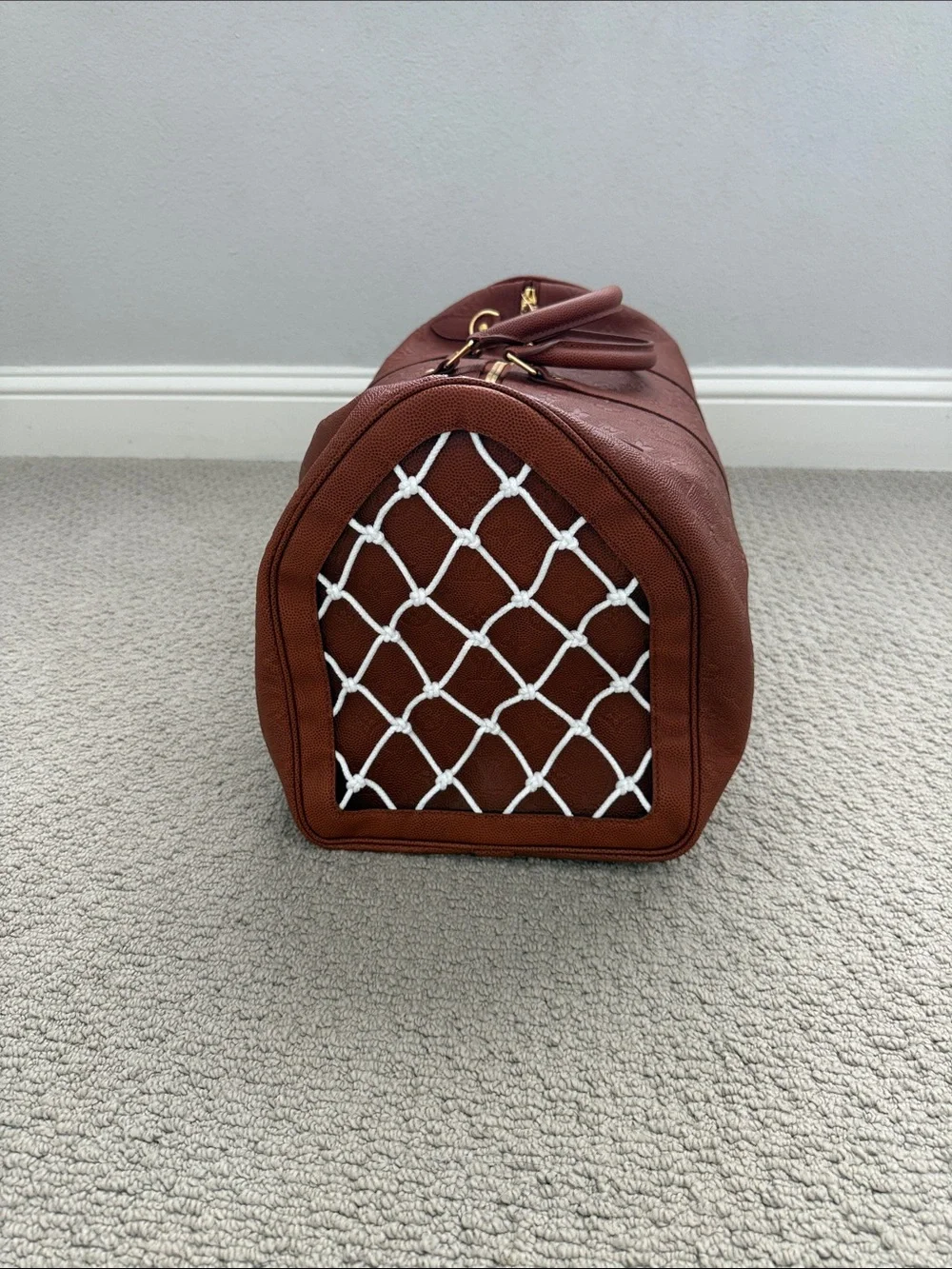 Louis Vuitton x NBA Keepall Bandoulière 55 in Ball Grain Leather